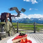 Schneekarhuette Mayrhofen