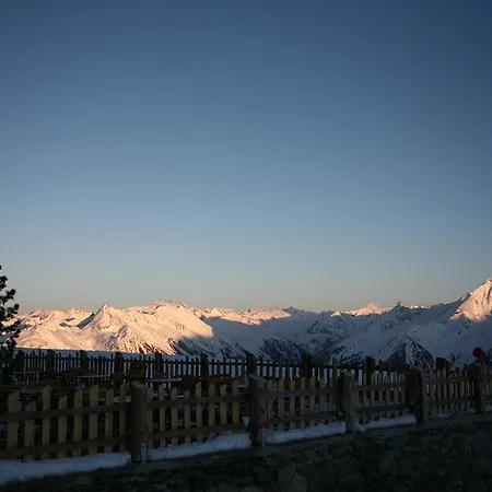 Schneekarhütte *