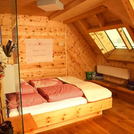 Hotel Schneekarhütte Mayrhofen