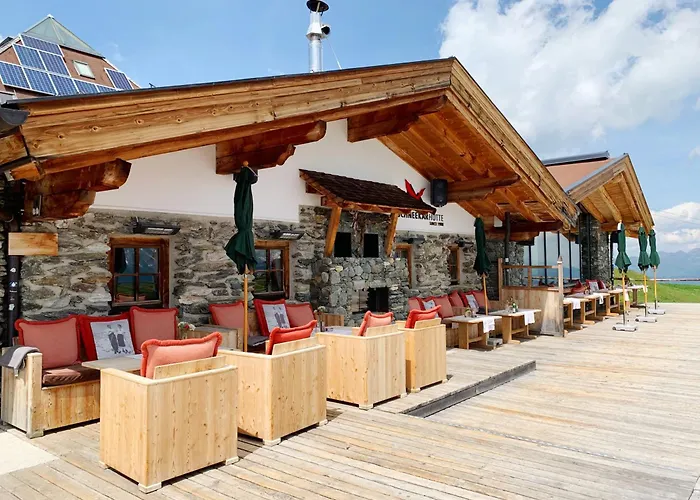 Hotel Schneekarhütte *