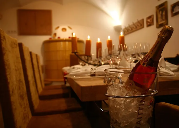 Hotel Schneekarhütte Mayrhofen