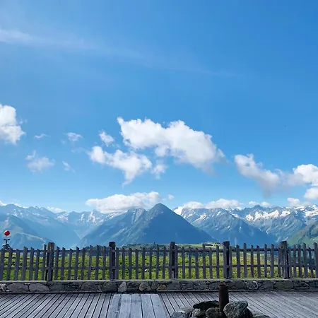 Schneekarhuette מלון